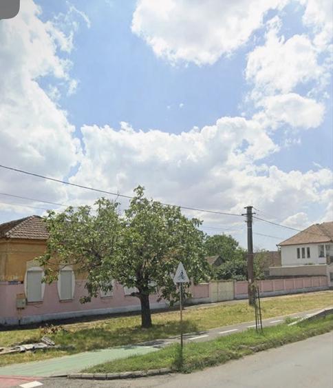 Casă cu 3 camere în Central
