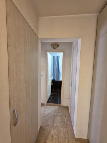 Apartament cu 2 camere decomandat în Drumul Taberei