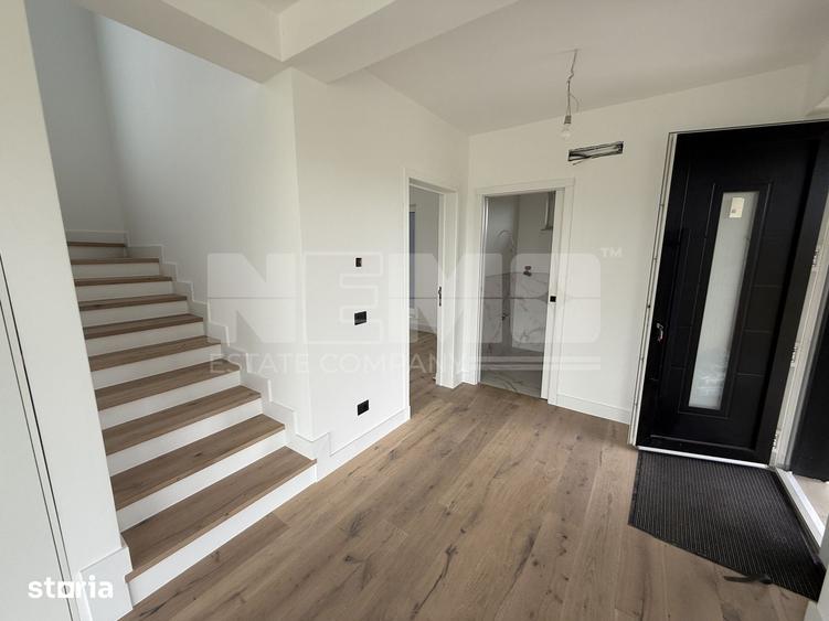 Casă cu 5 camere cu Teren 600 Mp în Pătrăuți