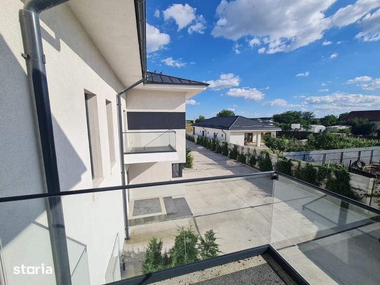 Casă cu 4 camere cu Teren 282 Mp în Corbeanca