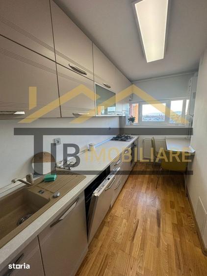 Apartament cu 3 camere decomandat, mobilat în Nord