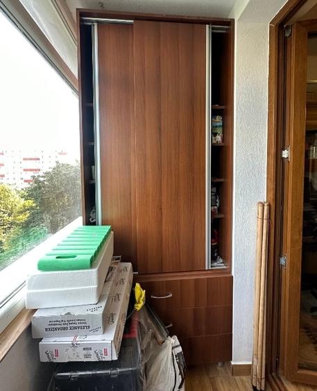 Apartament cu 2 camere semidecomandat în Berceni