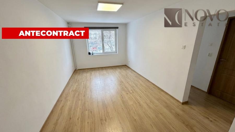 Apartament cu 4 camere semidecomandat în Crângași