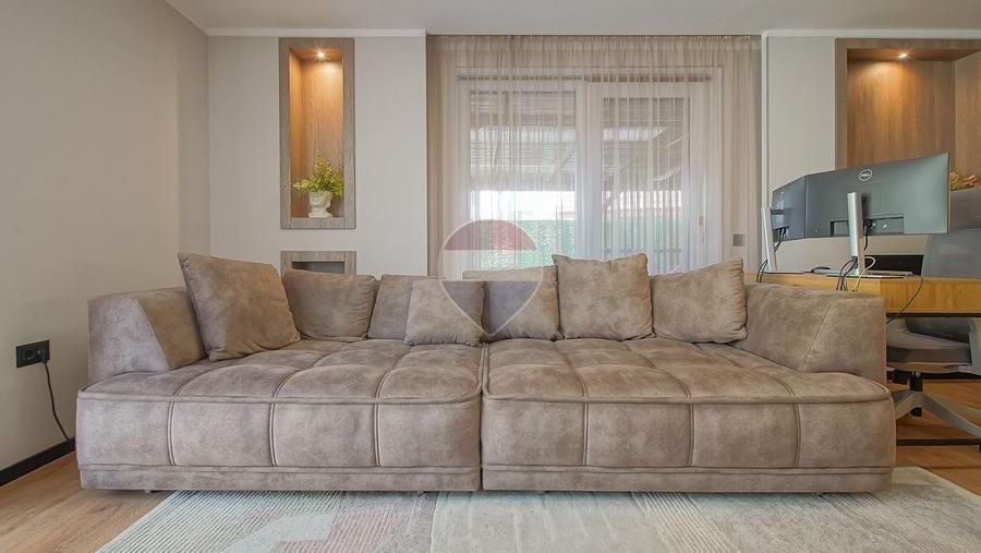 Apartament cu 3 camere decomandat, mobilat în Răcădău