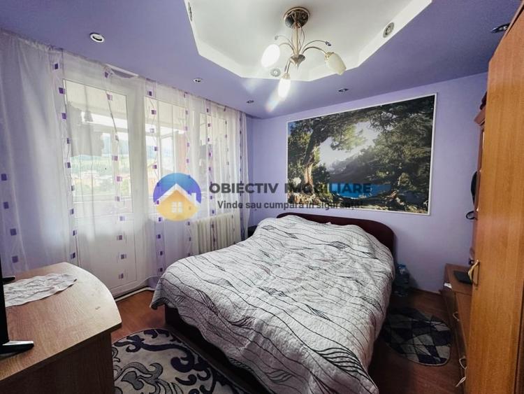 Apartament cu 3 camere semidecomandat, mobilat în Dărmănești