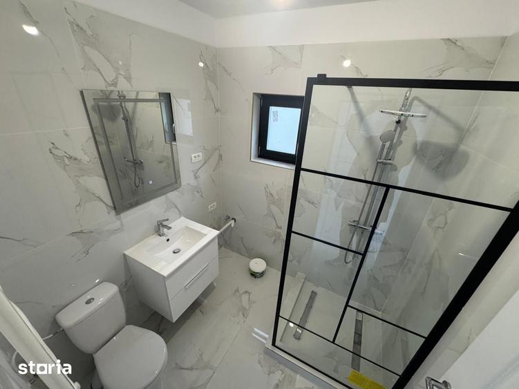 Casă cu 4 camere cu Teren 400 Mp în Olteni