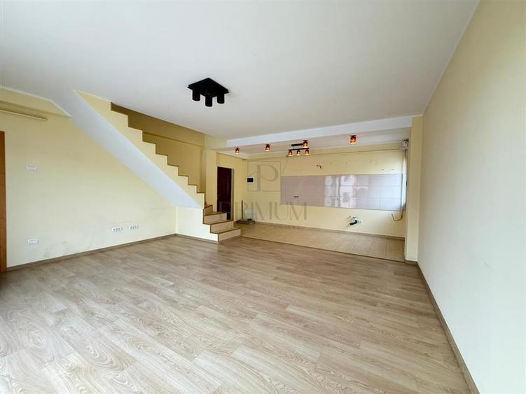 Apartament cu 3 camere decomandat în Giroc — fotografia 3