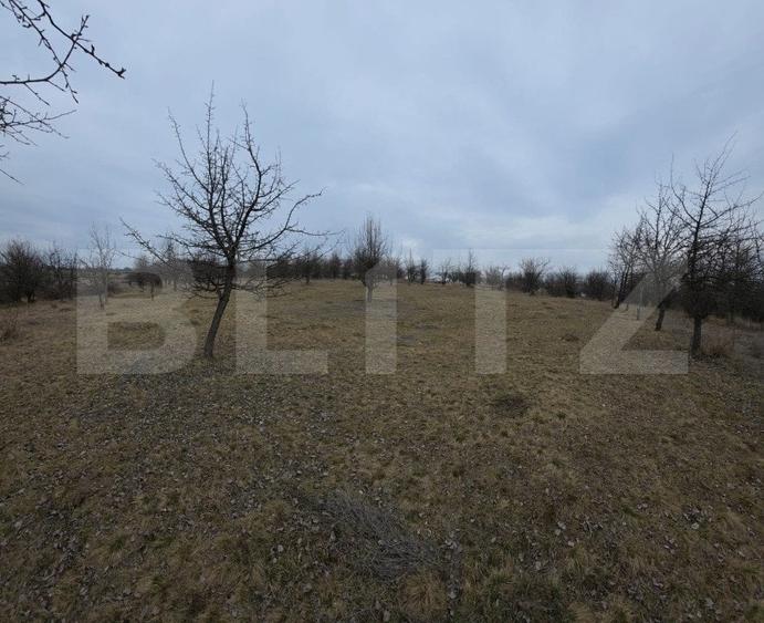 Teren Construcții extravilan de 900 mp, în Periferie
