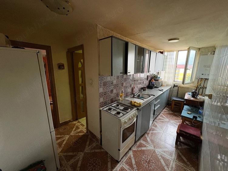 Apartament cu 2 camere semidecomandat în Exterior Vest