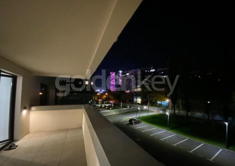 Apartament cu 3 camere decomandat, mobilat în Barbu Văcărescu