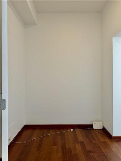 Apartament cu 5 camere decomandat în Primăverii