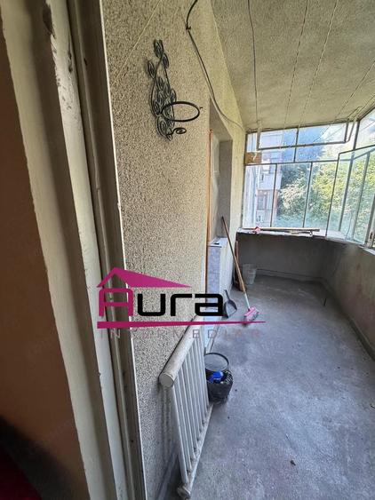 Apartament cu 3 camere decomandat în C5