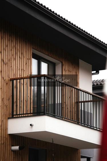 Duplex cu 4 camere cu Canalizare în Florești