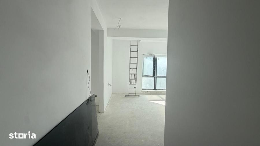 Apartament cu 4 camere în Ștefan cel Mare