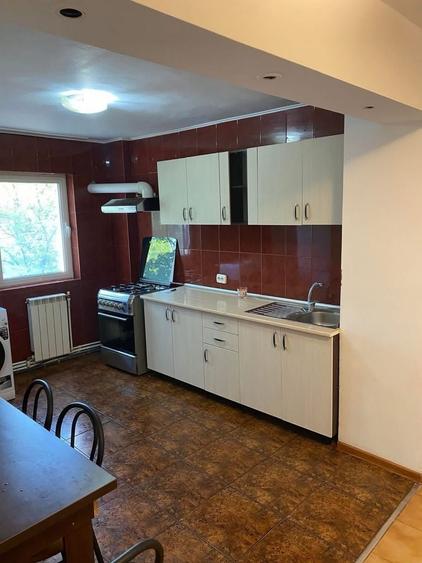 Apartament cu 2 camere decomandat în Exterior Vest
