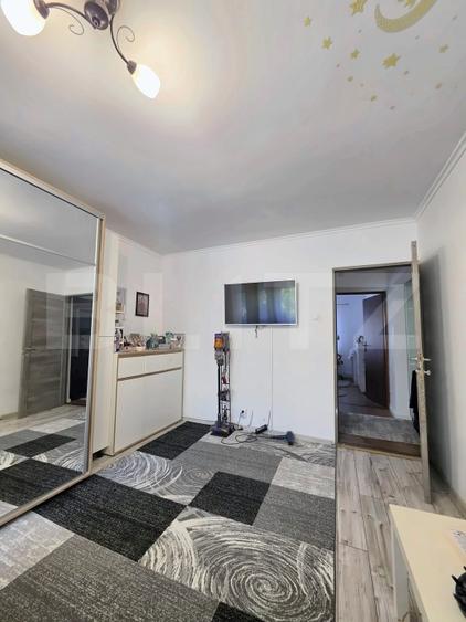 Apartament cu 3 camere decomandat, mobilat în Mărăști