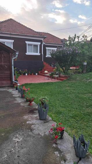 Casă cu 3 camere cu Teren 80 Mp în Breazova