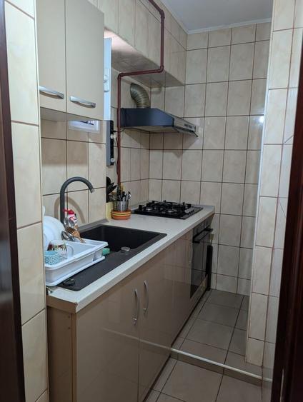 Apartament cu 4 camere decomandat în Central
