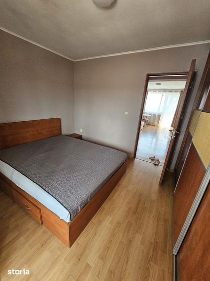 Apartament cu 3 camere în Florești