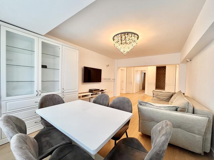 Apartament cu 4 camere decomandat, mobilat în Unirii