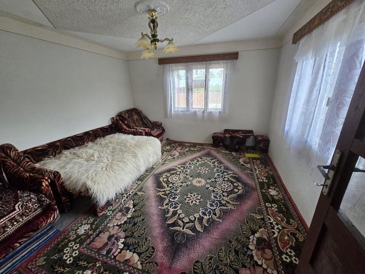 Casă individuală cu 5 camere cu Teren 1615 Mp în Pietroșani