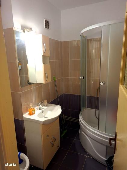 Apartament cu 2 camere decomandat în Calea București