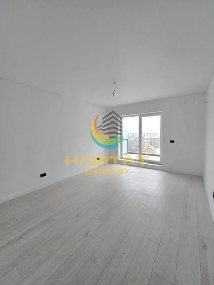 Apartament cu 4 camere decomandat în Olteniței