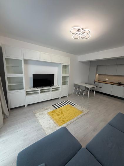 Apartament cu 2 camere semidecomandat în Grozăvești
