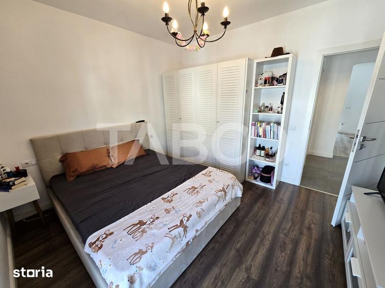 Apartament cu 4 camere decomandat în Central