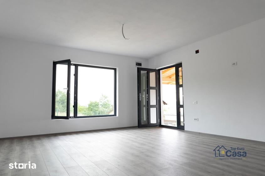 Casă cu 3 camere cu Teren 700 Mp în Piscani