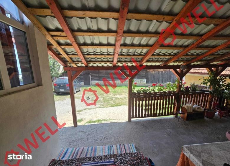Casă cu 2 camere cu Teren 966 Mp în Barcani