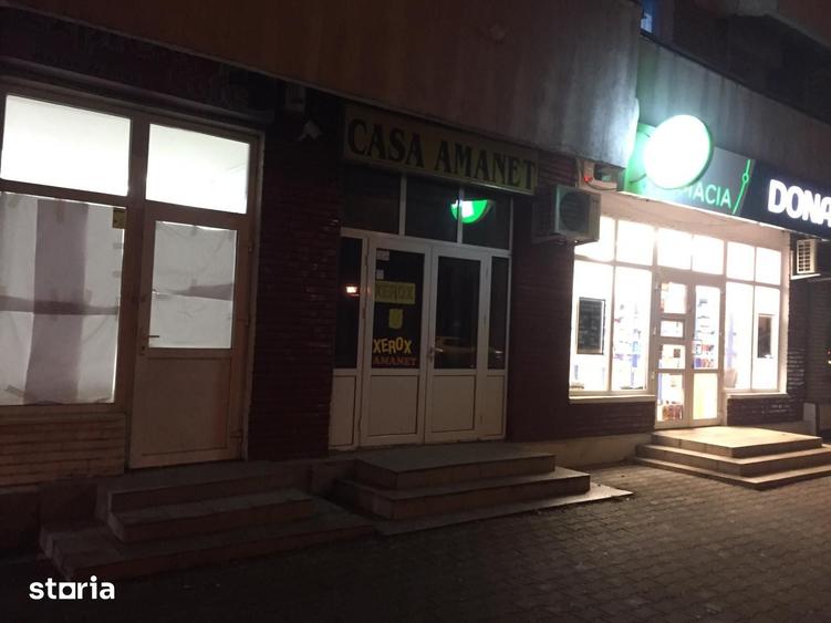 Spațiu comercial, de 67 mp, în Central