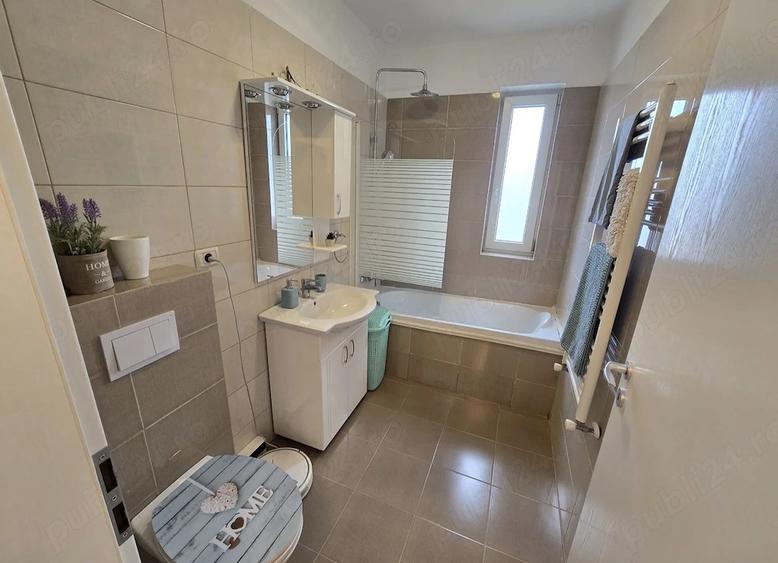 Apartament cu 2 camere semidecomandat în Central
