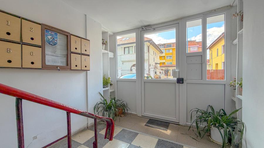 Apartament 3 camere | Ideal pentru 3 studenți | Parc Tractorul–Coresi | Parcare - 20