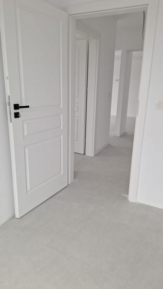 Apartament cu 3 camere decomandat în Galata