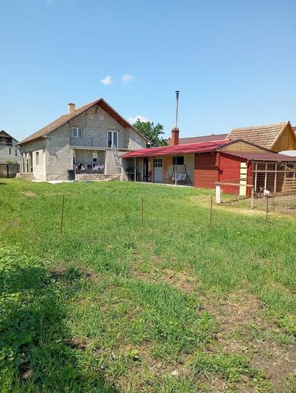 Casă cu 3 camere în Central