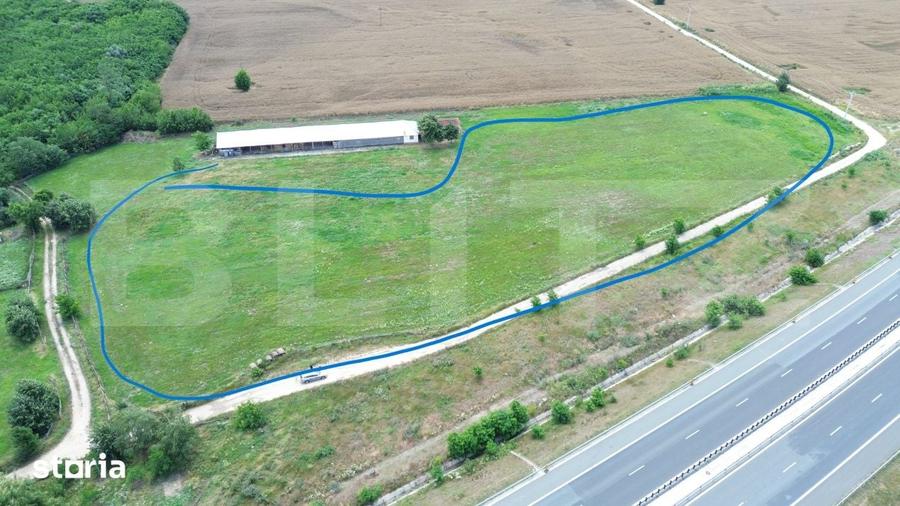 Teren de 17472 mp, în Central