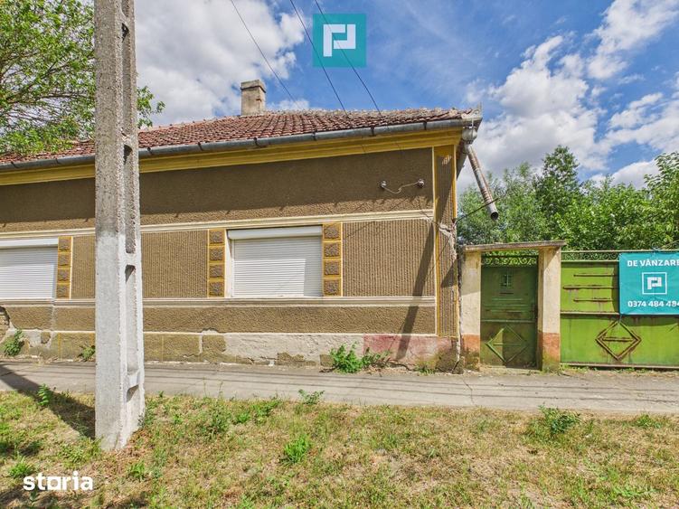 Casă cu 6 camere cu Teren 1440 Mp în Zerind