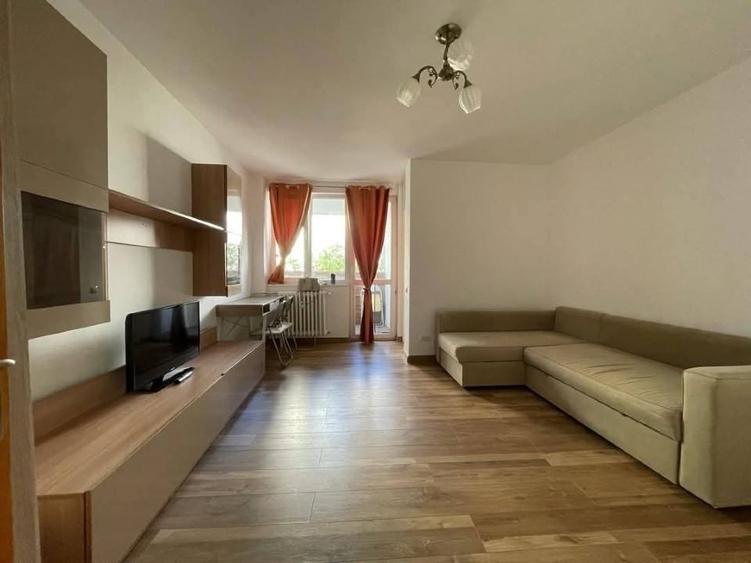 Garsonieră semidecomandată în Vitan