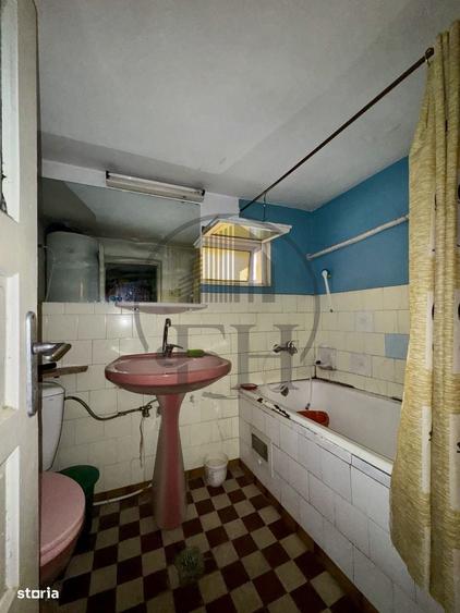 Casă cu 3 camere în Brătianu