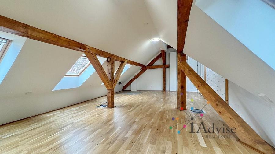 Apartament cu 2 camere în Centrul Istoric