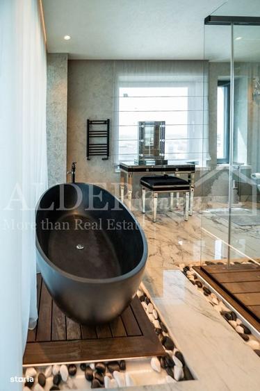 Apartament cu 4 camere în Mamaia