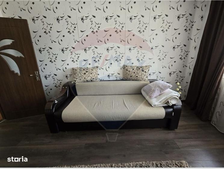 Apartament cu 2 camere decomandat în Teiș