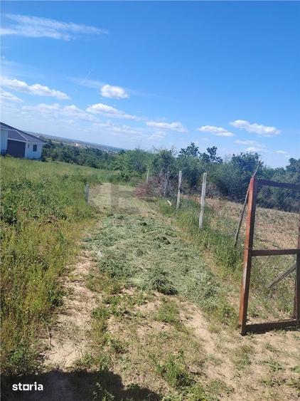 Teren de 888 mp, în Paleu