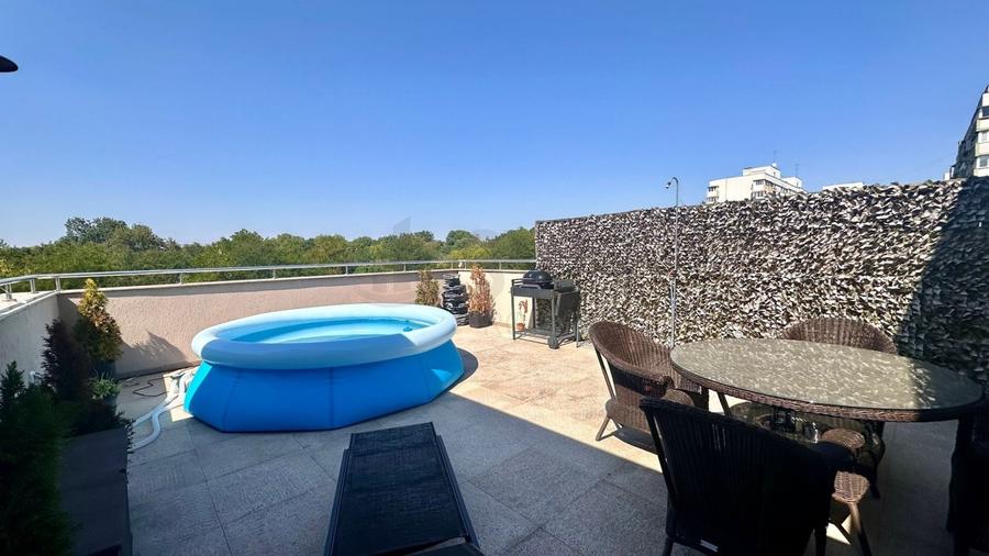 Apartament cu 7 camere decomandat, mobilat în Bucureștii Noi