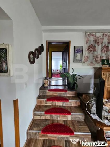 Casă cu 4 camere cu Teren 5755 Mp în Central