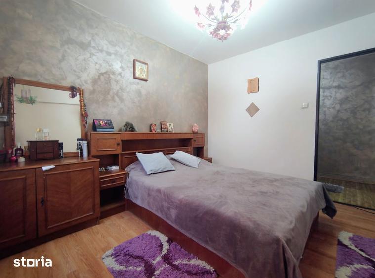 Apartament cu 3 camere decomandat, mobilat în 1 Mai