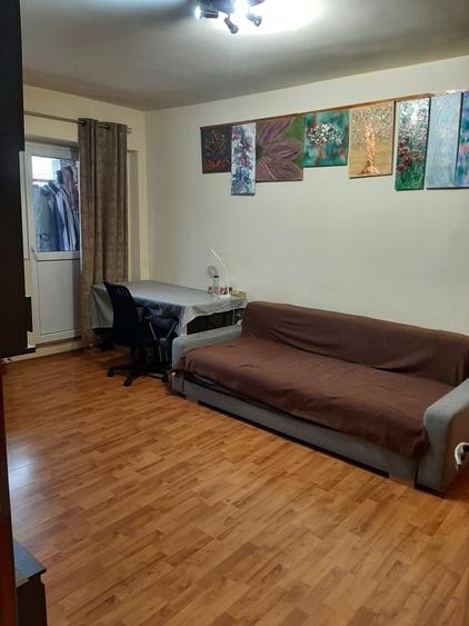 Apartament decomandat, mobilat în Bucur Obor