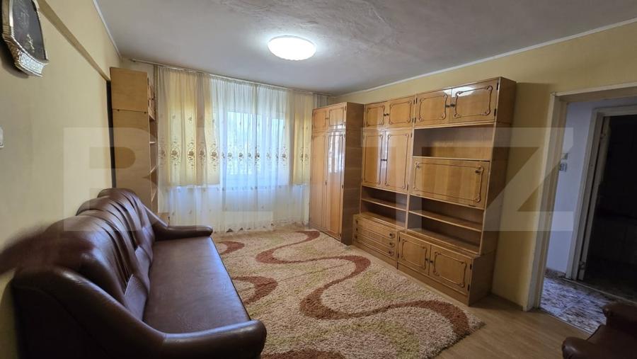 Apartament de vanzare, cu 3 camere, 95 mp, zona Micro 16 - 1