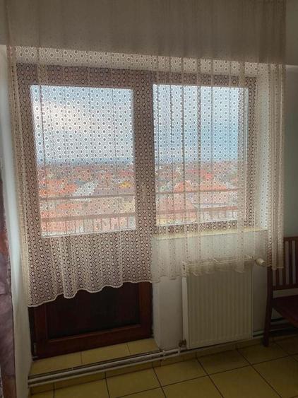 Garsonieră decomandată cu lift și balcon de închiriat Str. Lungă Sibiu - 5